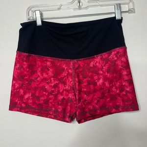 Lululemon Shorts Size 6